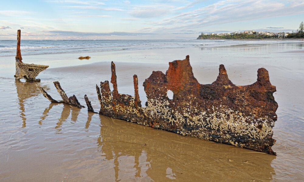 Ship Wreck on Dicky Beach